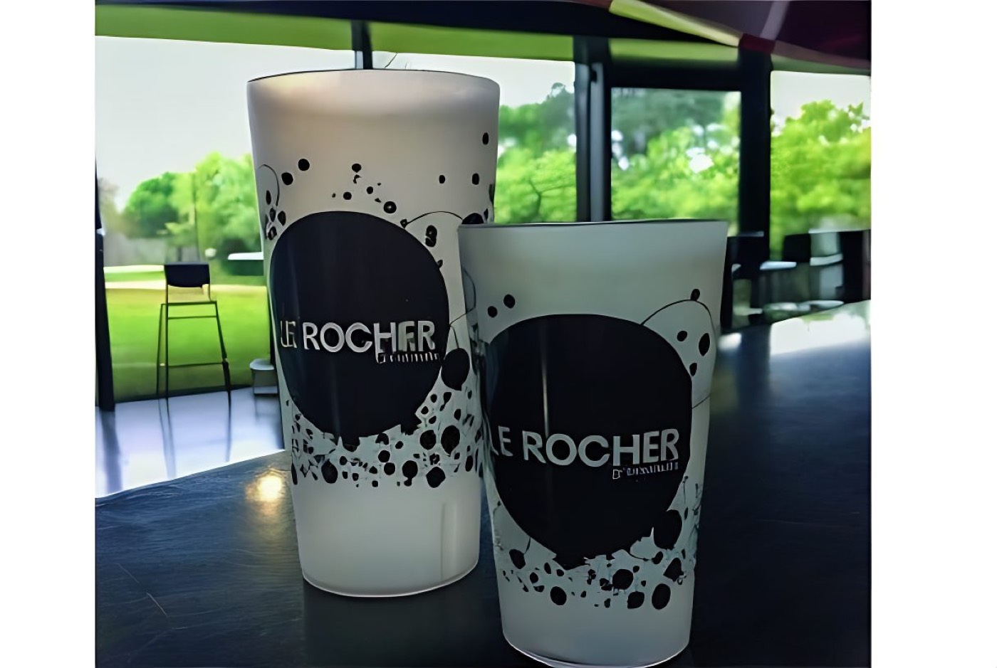 Les meilleurs gobelets en plastique personnalisables pour festivals et entreprises